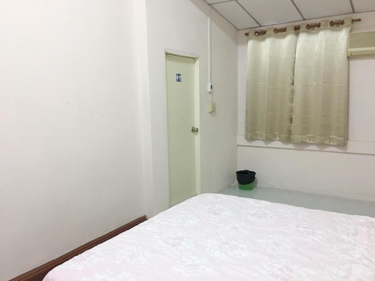 Jd Hostel Ayutthaya Extérieur photo